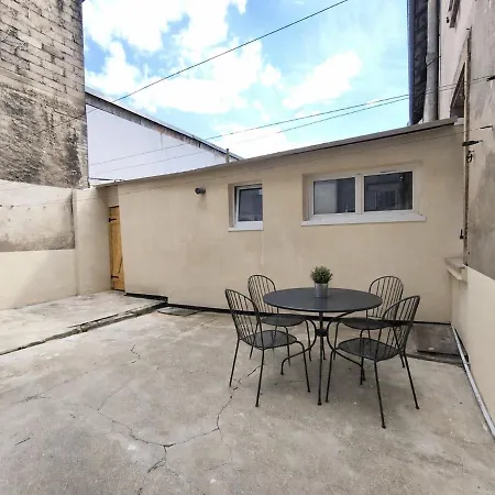Design & Cosy - Near Luxembourg Appartement